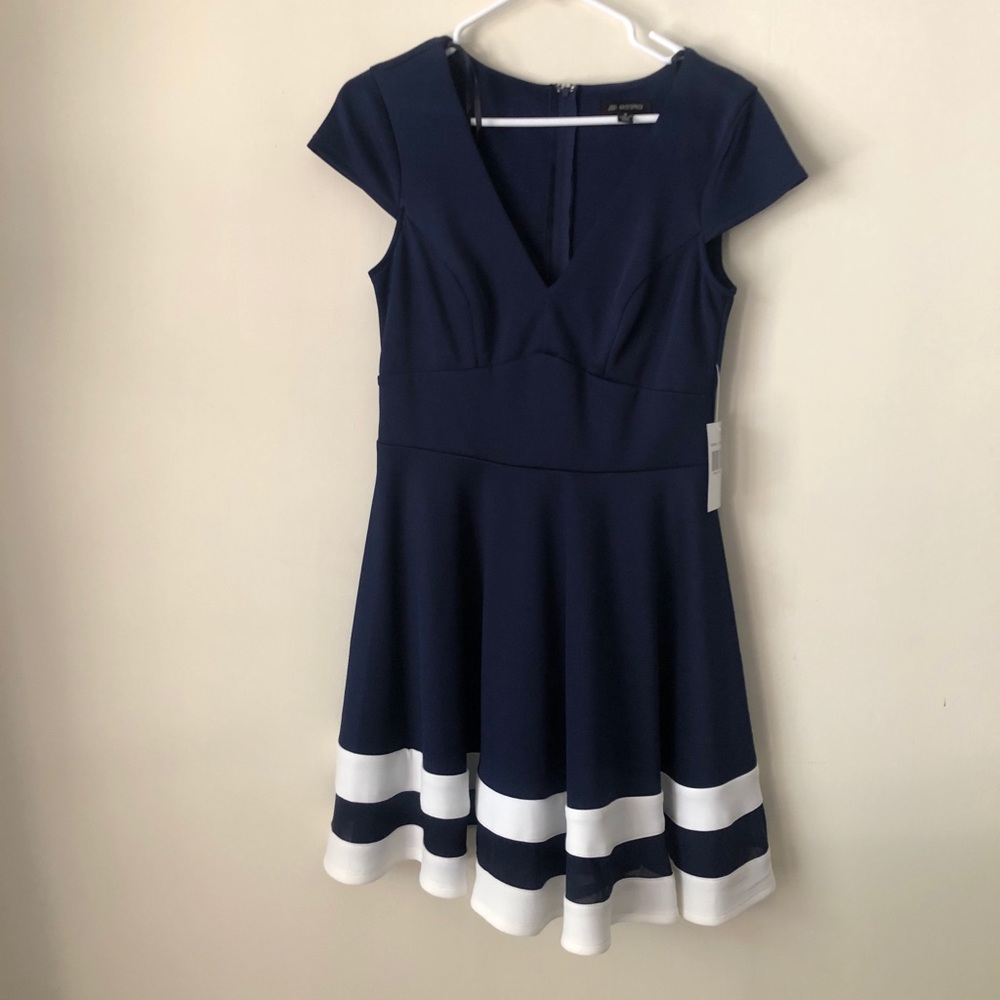 Navy & White Fit and Flare Party Dress 💙